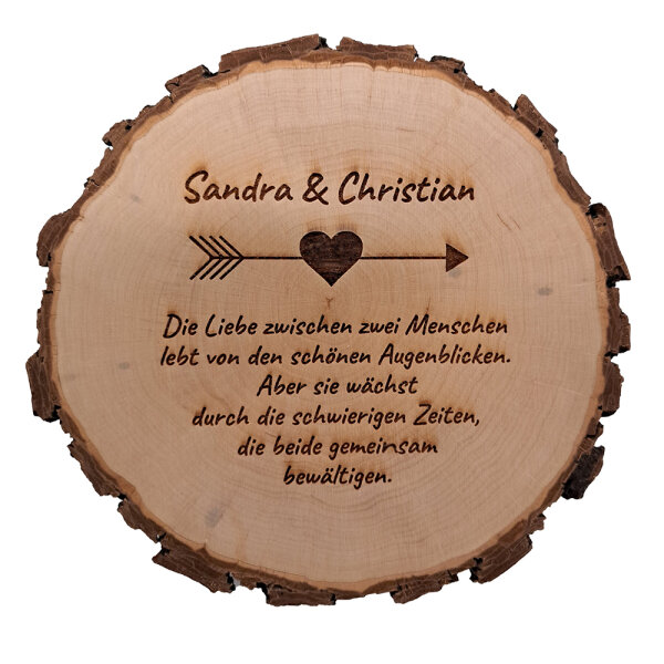 Personalisierte Baumscheibe mit Holzgravur